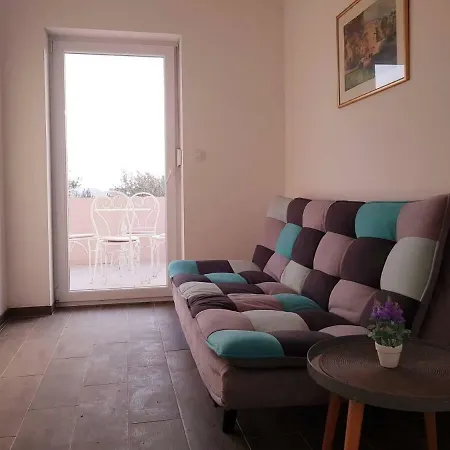 Luce I Miho 公寓 宁